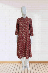 Abstract Red Contour in Mulsilk